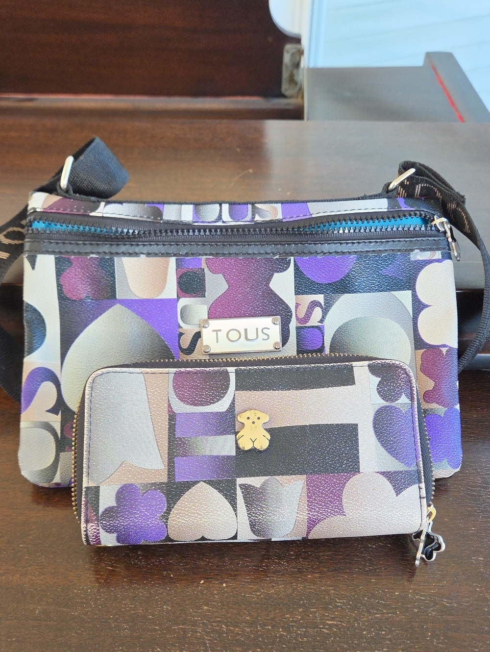 TOUS Purple Cream and Gray Geometric Crossbody with Matching Wallet